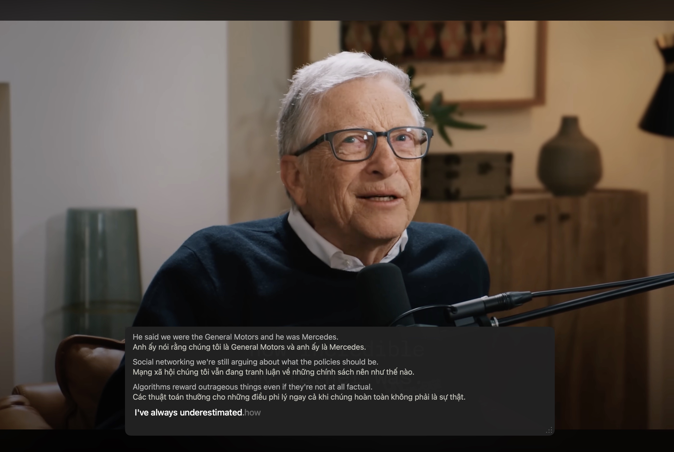 Live Captions — bilingual captions floating over a video call